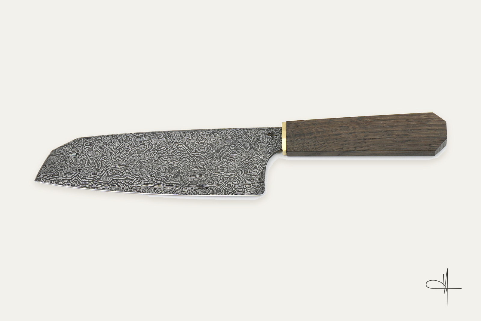H4 Santoku aus Damast mit Griff aus Mooreiche